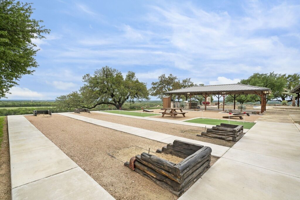 Yard games at the best wedding venue in Texas with lodging, Diamond A Ranch.